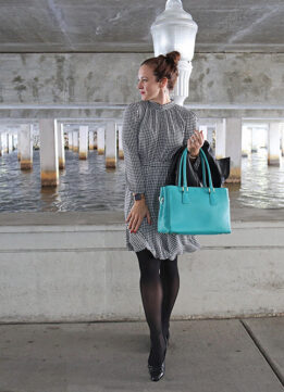 London Fashion Blogger in a Houndstooth Smockneck Dress and Teal Bag