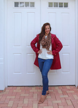 London Fashion Blogger in Kate Spade scallop pocket coat Leopard Scarf and Jeans