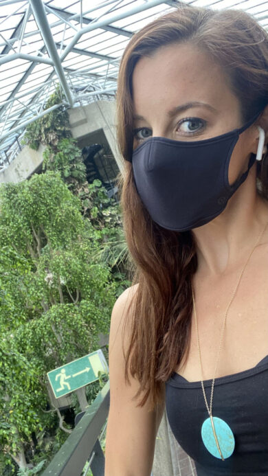 London Blogger in lululemon Ear Loop Face Mask