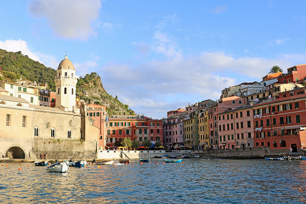 Cinque Terre Boat Tour - Vernazza Italy from the Water