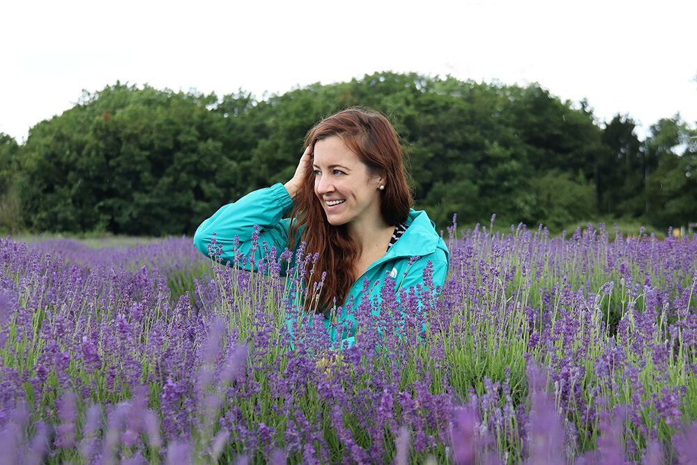 London Influencer Hiding in British Lavender