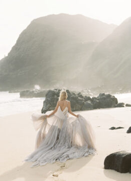 Hawaii Wedding and Bridal Inspiration by Makapuu Beach shot by Alice Ahn Photography