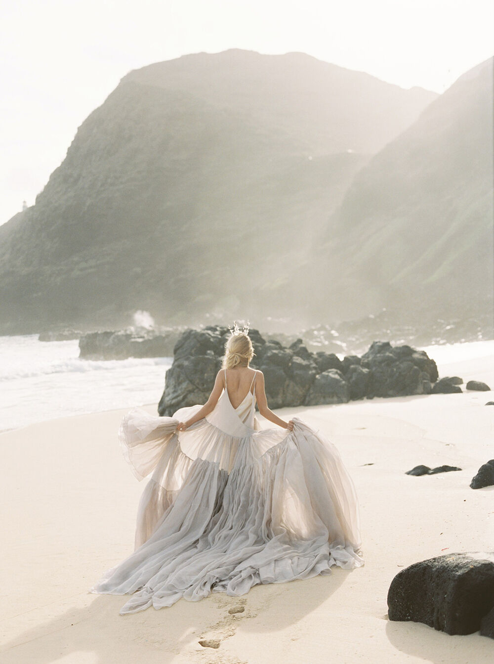 Hawaii Wedding and Bridal Inspiration by Makapuu Beach shot by Alice Ahn Photography