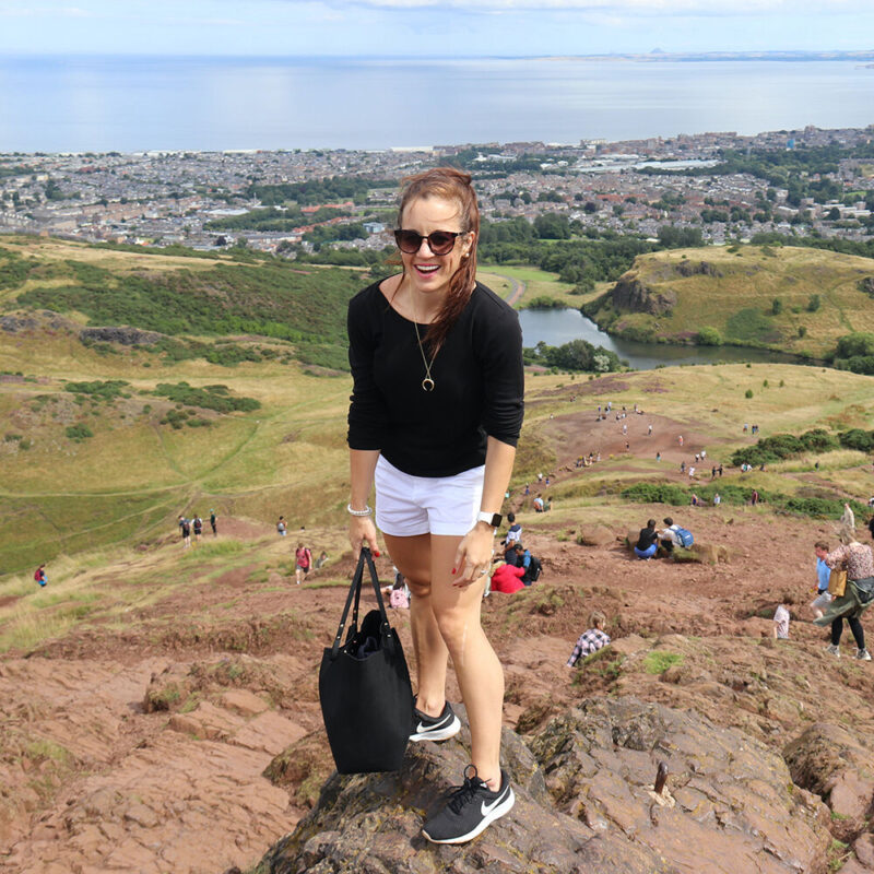 Most Worn Summer - Travel Blogger in Nike Tanjun Black and White Sneakers