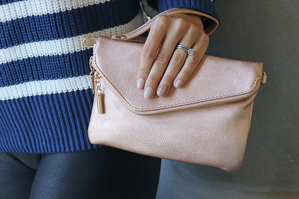 Envelope Wristlet Clutch Crossbody Bag and Kiss Lighten Up Press-On Manicure