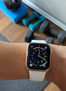 White Silicone Sports Apple Watch Strap with California FAce